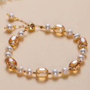 NATURAL FRESHWATER PEARLS AND AUSTRIAN CRYSTAL STONES WOMEN BRACELET